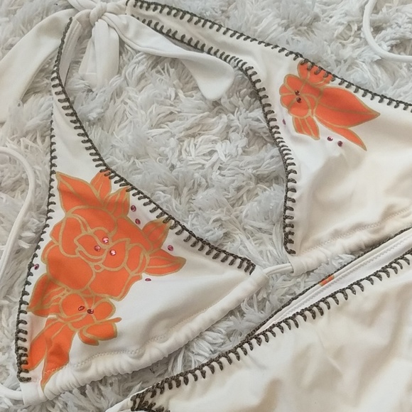 Victoria's Secret swimsuit - Picture 2 of 5